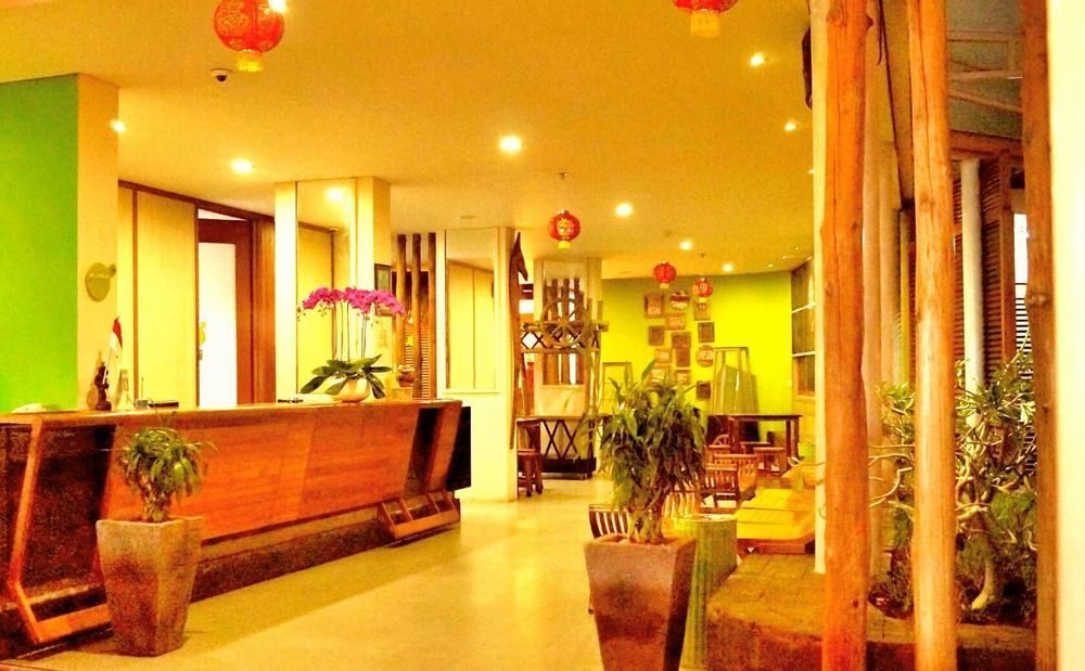 J Hotel Kuta Kuta  Exterior photo